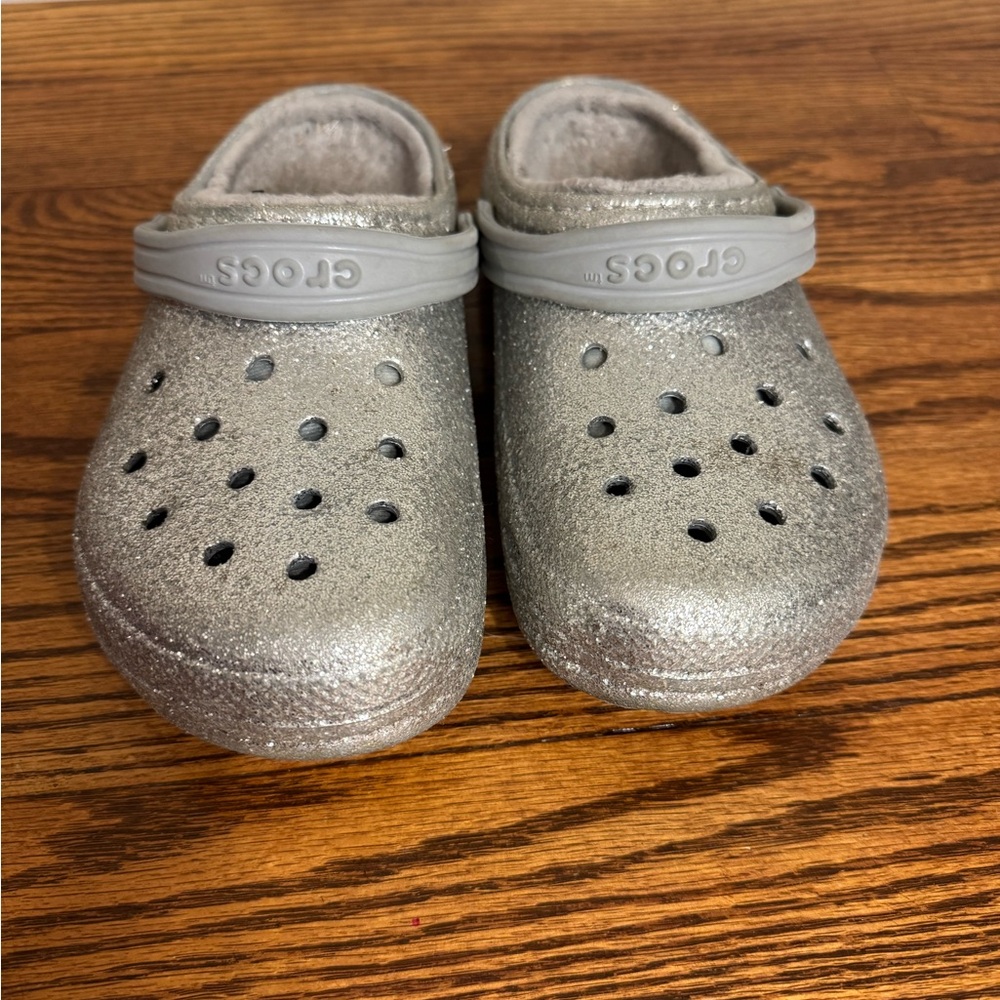 CROCS Kids Silver Metallic Glitter Slides Shoes - 4